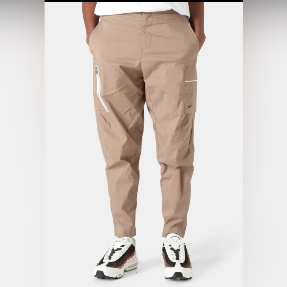 Nike Sportswear Style Men’s Woven Unlined Cargo Pants Size 36 Khaki DD7034-209